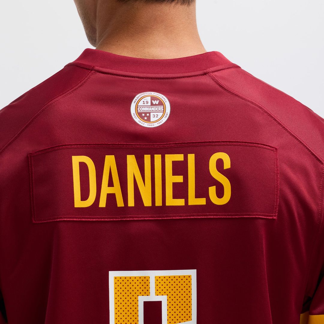 Men's Washington Commanders Jayden Daniels Nike Black Alternate Game Player Jersey