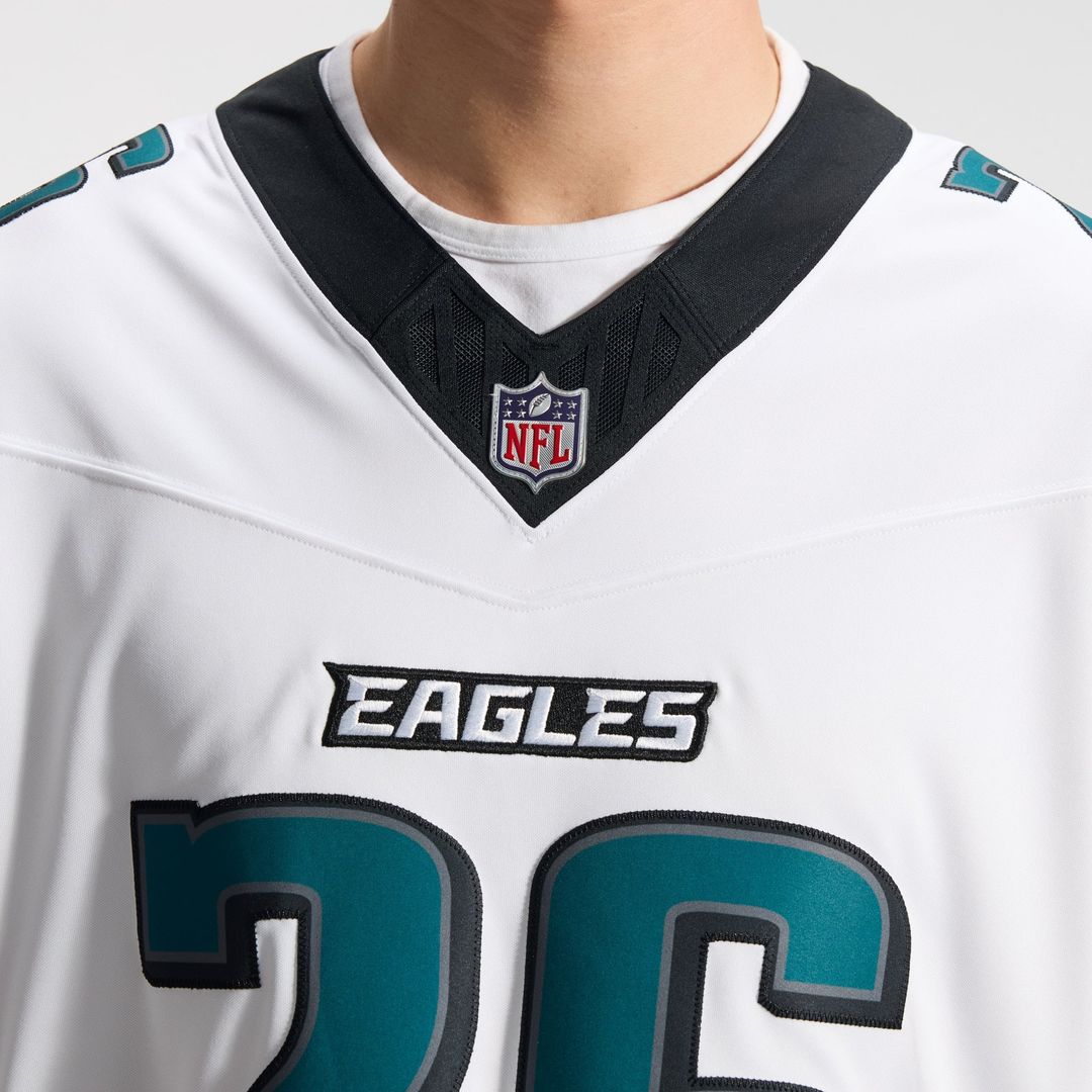 Men's Philadelphia Eagles Saquon Barkley Nike Black Alternate Vapor F.U.S.E. Stitched Limited Jersey