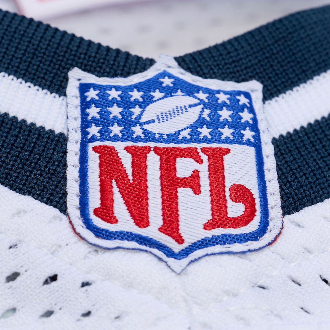 Unisex San Francisco 49ers Joe Montana Mitchell & Ness x Levi's White Legacy Jersey