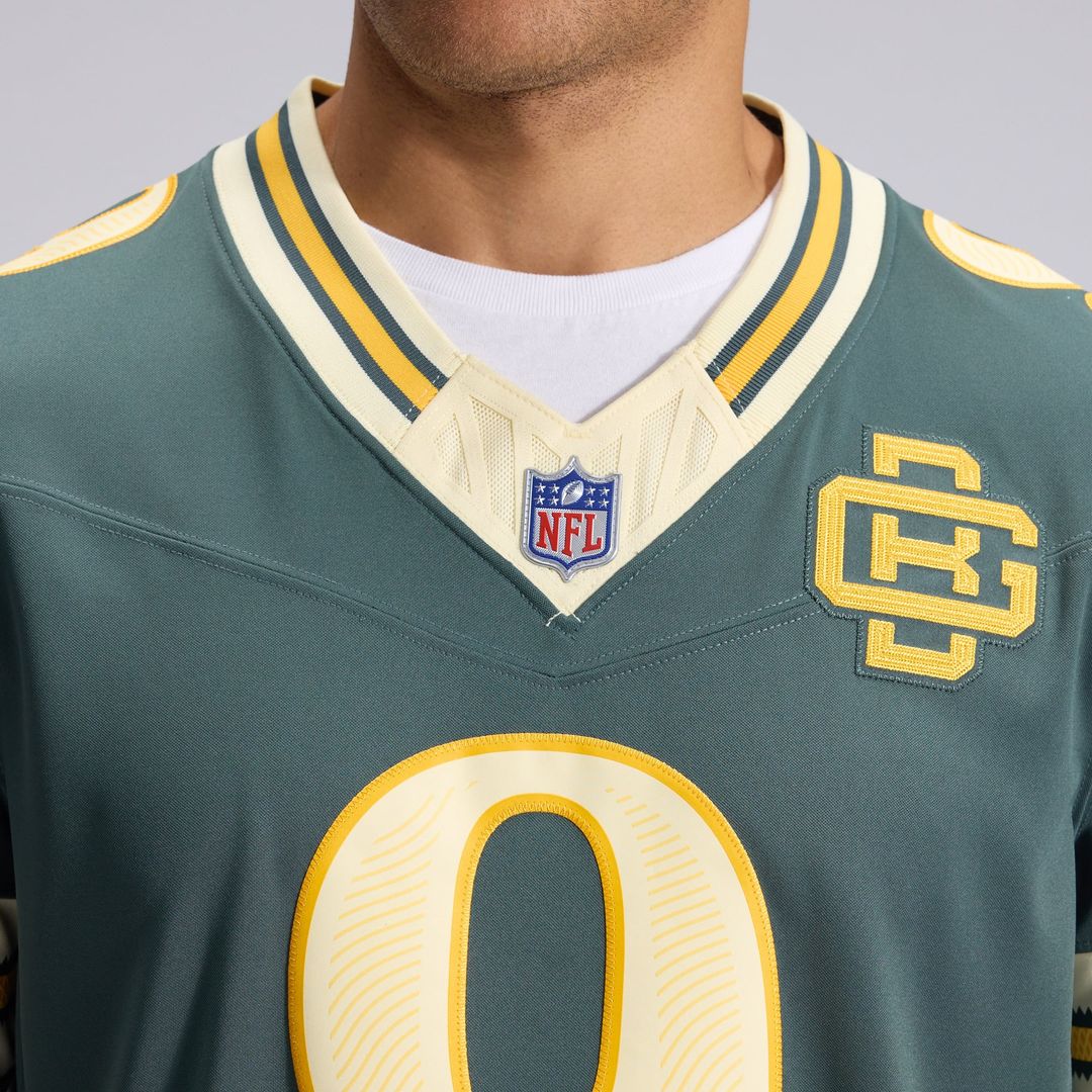 Men's Green Bay Packers Christian Watson Nike Green 2026 Rivalries Collection Stitched Limited Jersey