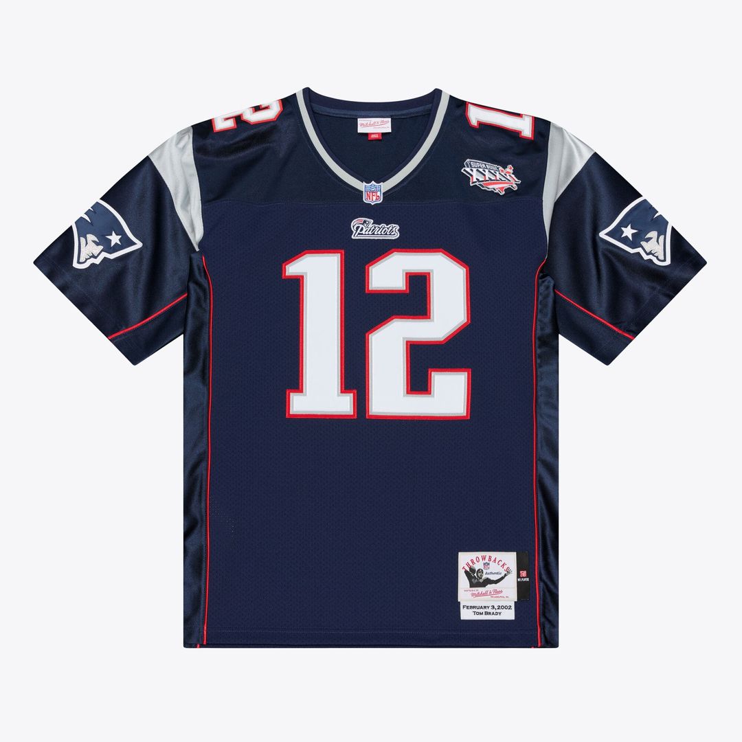 Men's New England Patriots Tom Brady Mitchell & Ness Navy Super Bowl XXXVI Authentic Throwback Jersey