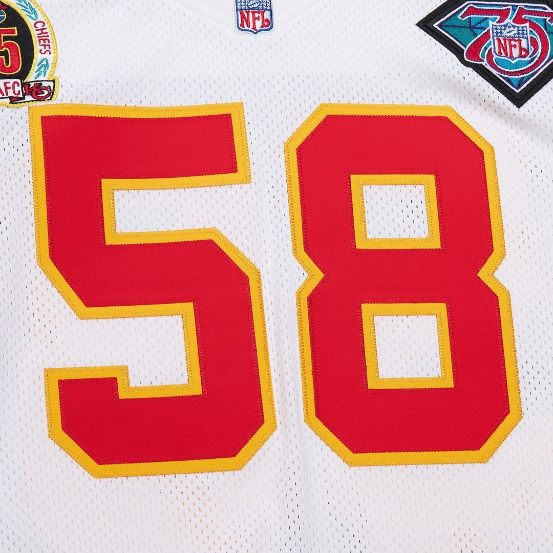 Men's Kansas City Chiefs 1994 Derrick Thomas Mitchell & Ness White Authentic Throwback Retired Player Jersey