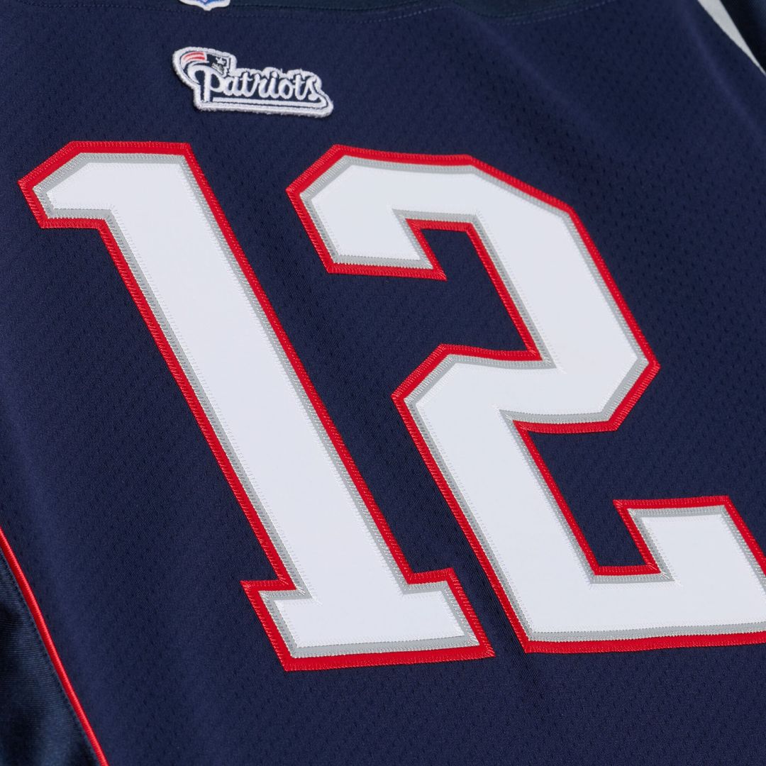 Men's New England Patriots Tom Brady Mitchell & Ness Navy Super Bowl XXXVI Authentic Throwback Jersey