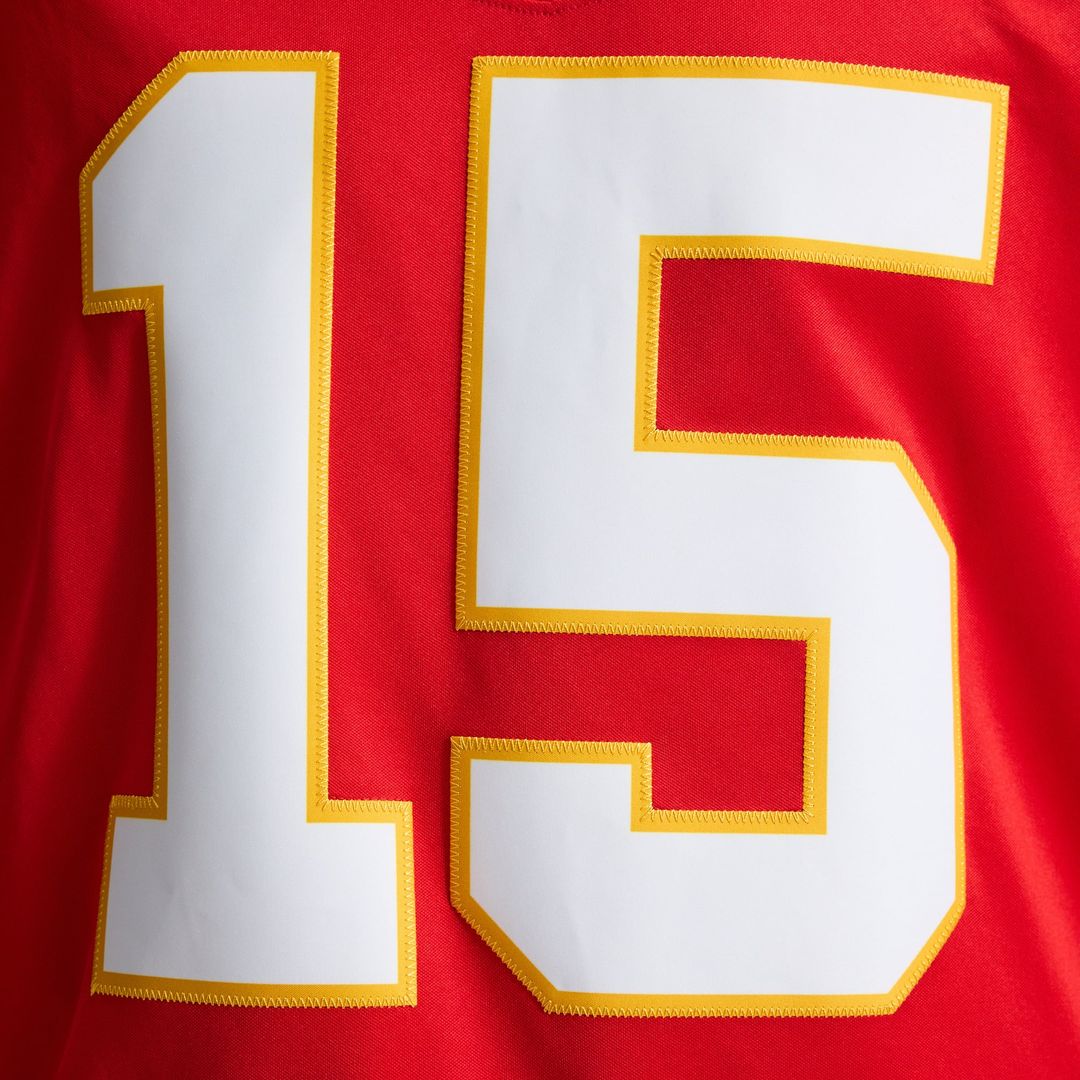Men's Kansas City Chiefs Patrick Mahomes Nike White Vapor F.U.S.E. Stitched Limited Jersey